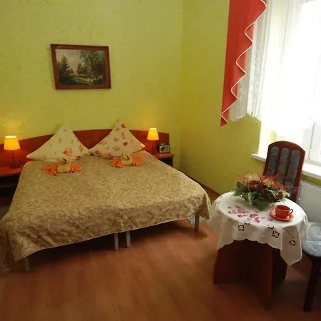 Cis Hotel